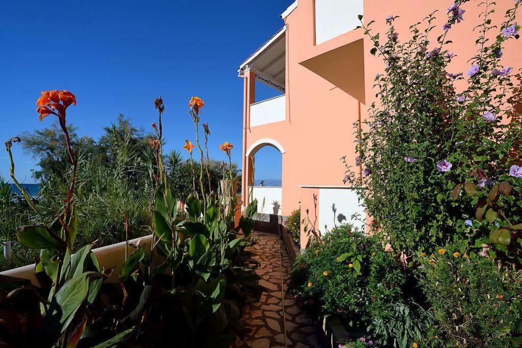 Vlachos Apartments Sidari  Luaran gambar